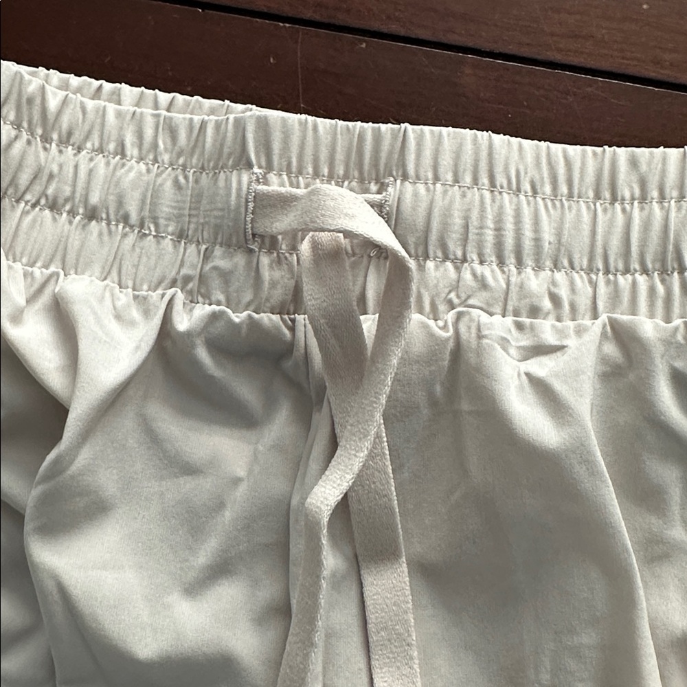 All in Motion Cream Ruffled Sleep Shorts - Picture 5 of 5